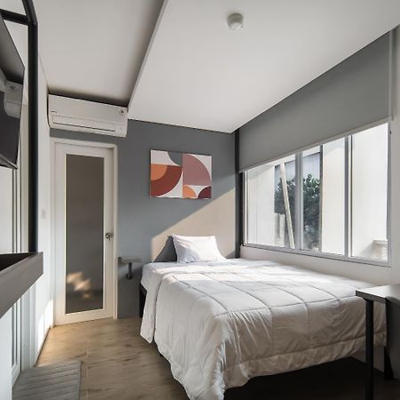 Cove Art Living Aparthotel Jakarta Exterior foto